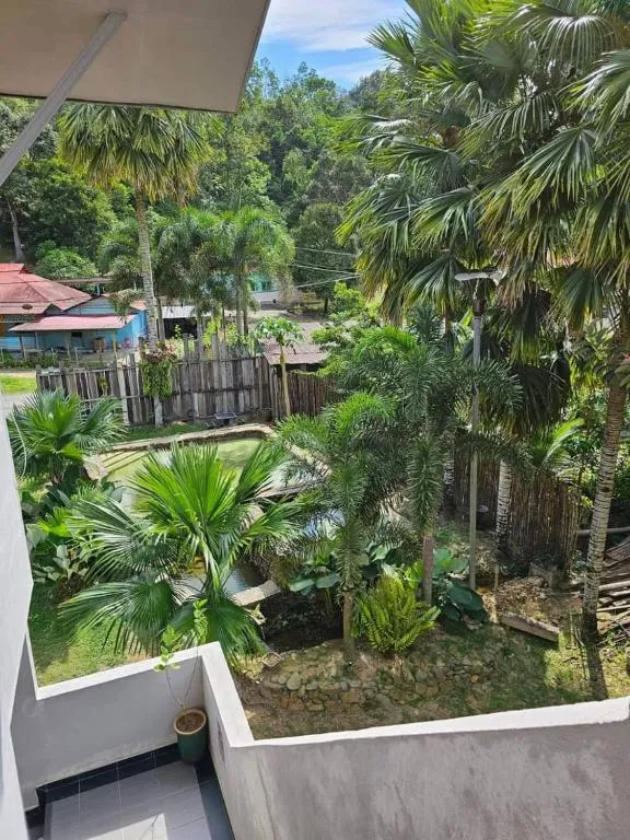 Riverside Palm Inn Sg Lembing