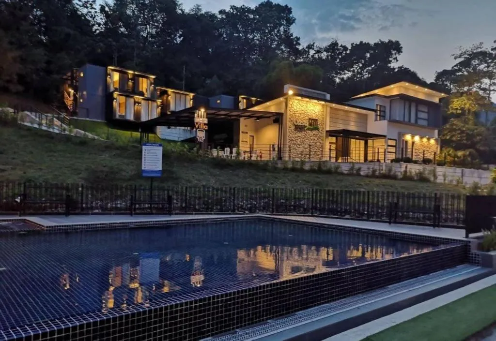 Lilla Waterfall Retreat